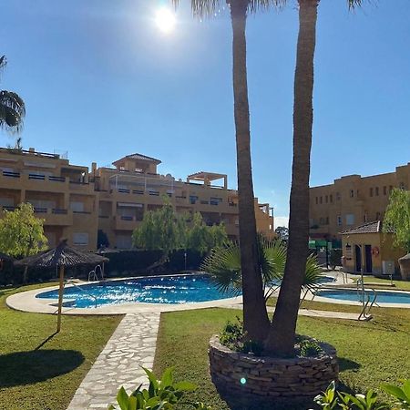 A Stunning 2 Bedroom Apartment 5 Min Walk To The Beautiful Beaches Of Vera Playa Playas de Vera Exterior foto